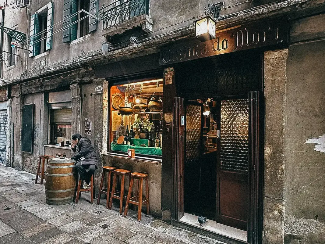 4 Quán Ăn Venice Ngon Thần Sầu Người Bản Địa Hay Lui Tới