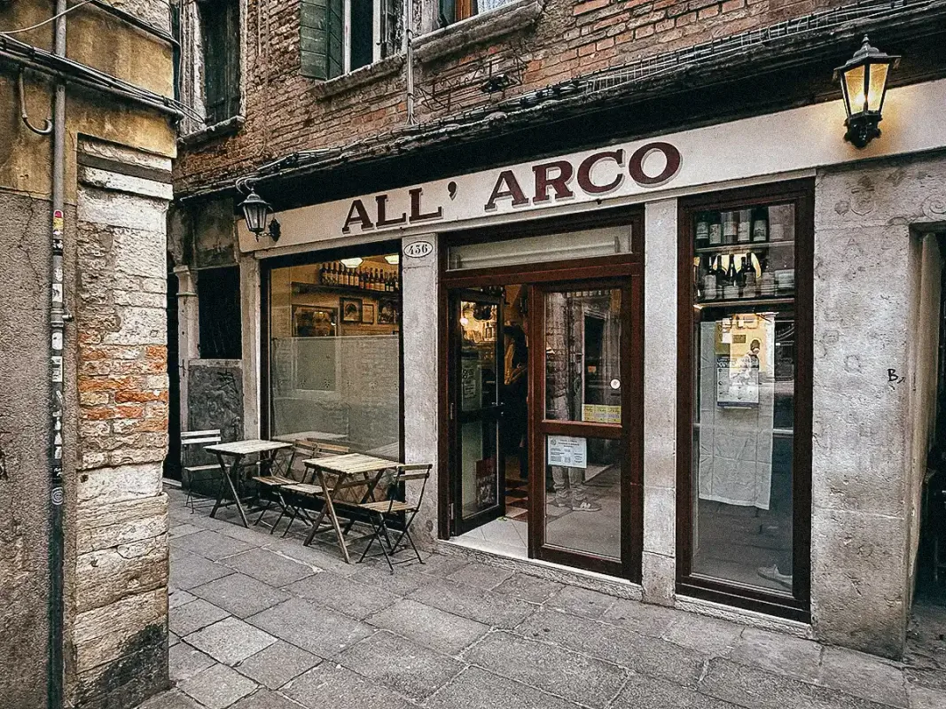 4 Quán Ăn Venice Ngon Thần Sầu Người Bản Địa Hay Lui Tới