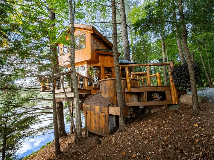 9 Airbnb ở Vermont Đẹp Như Những Bài Hát của Noah Kahan