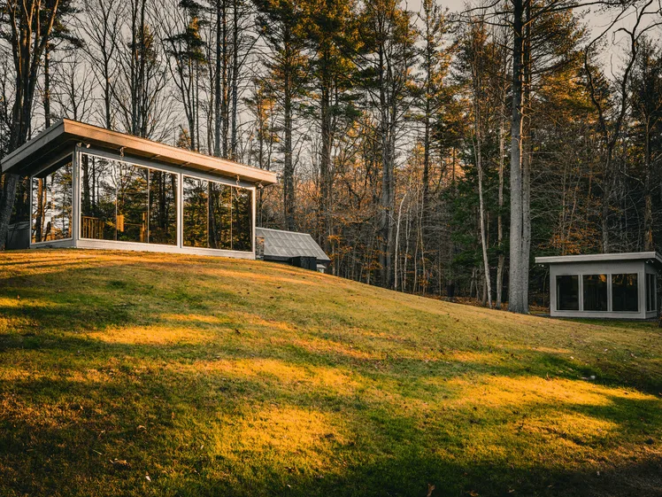 9 Airbnb ở Vermont Đẹp Như Những Bài Hát của Noah Kahan