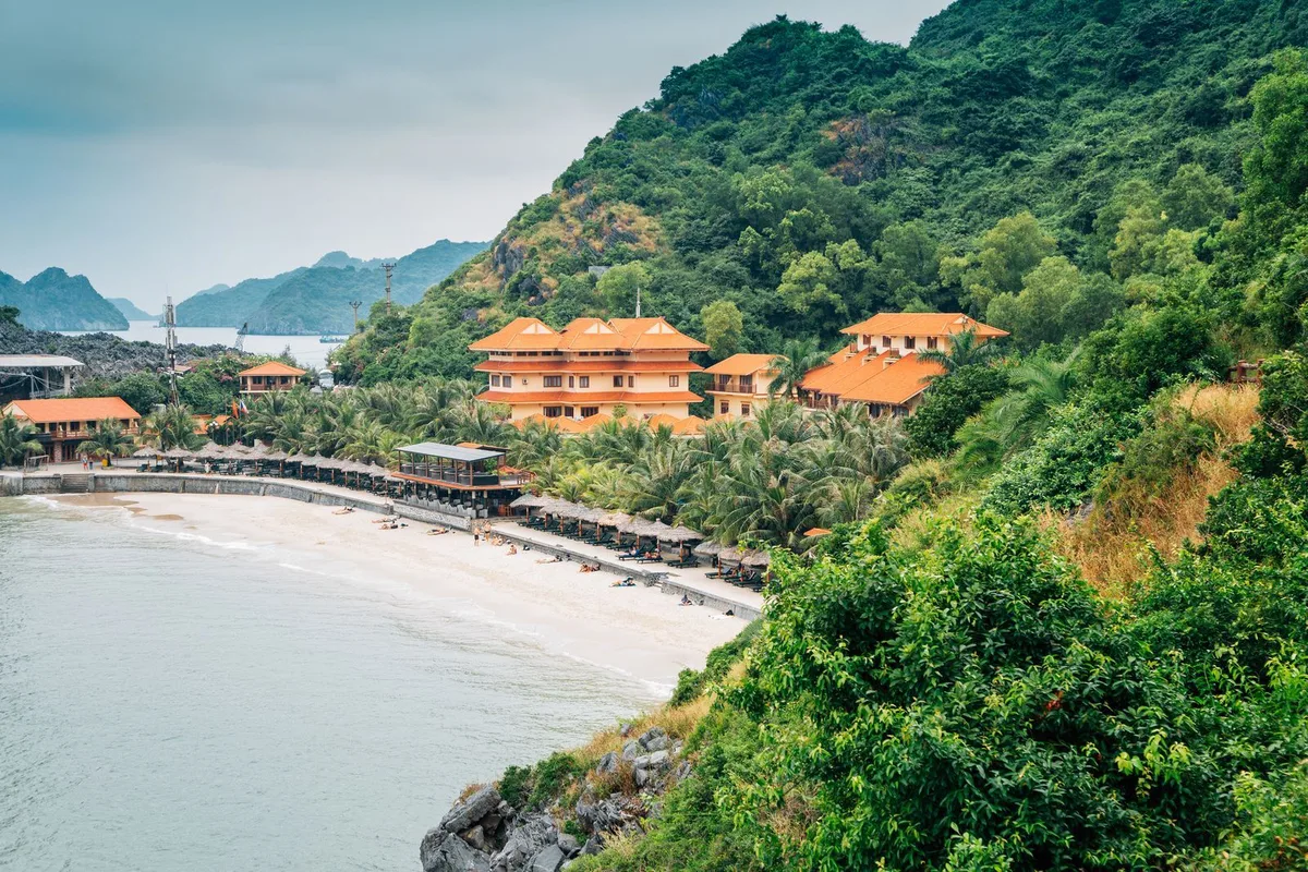 9 Bãi Biển Đẹp Xuất Sắc Tại Đông Nam Á Để Bạn Khám Phá