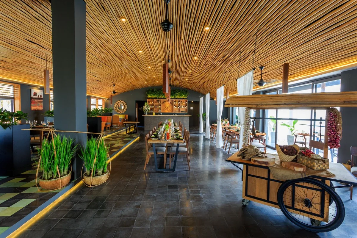 Discovering the Culinary Delights of Hue