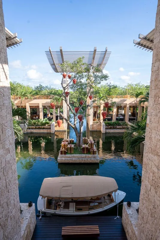 Banyan Tree Mayakoba: Chốn Nghỉ Dưỡng Lý Tưởng Cho Gia Đình Tại Mexico