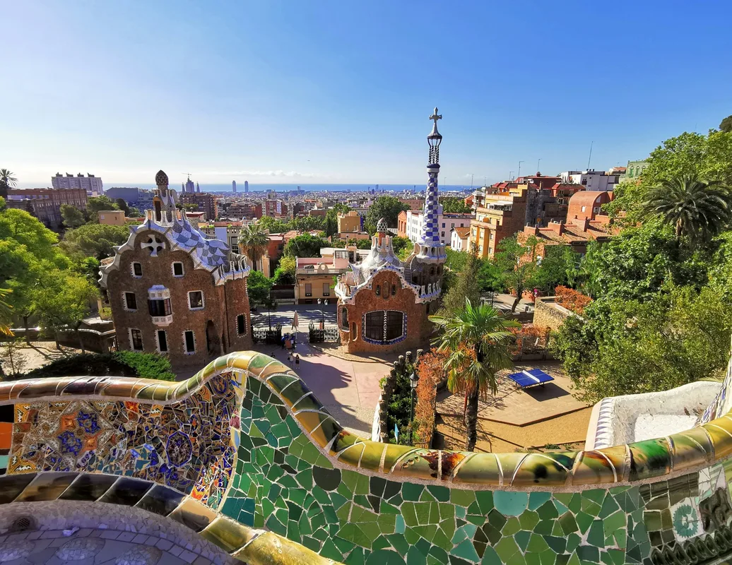 Barcelona Hay Madrid: Chọn Thành Phố Nào Để Khám Phá?