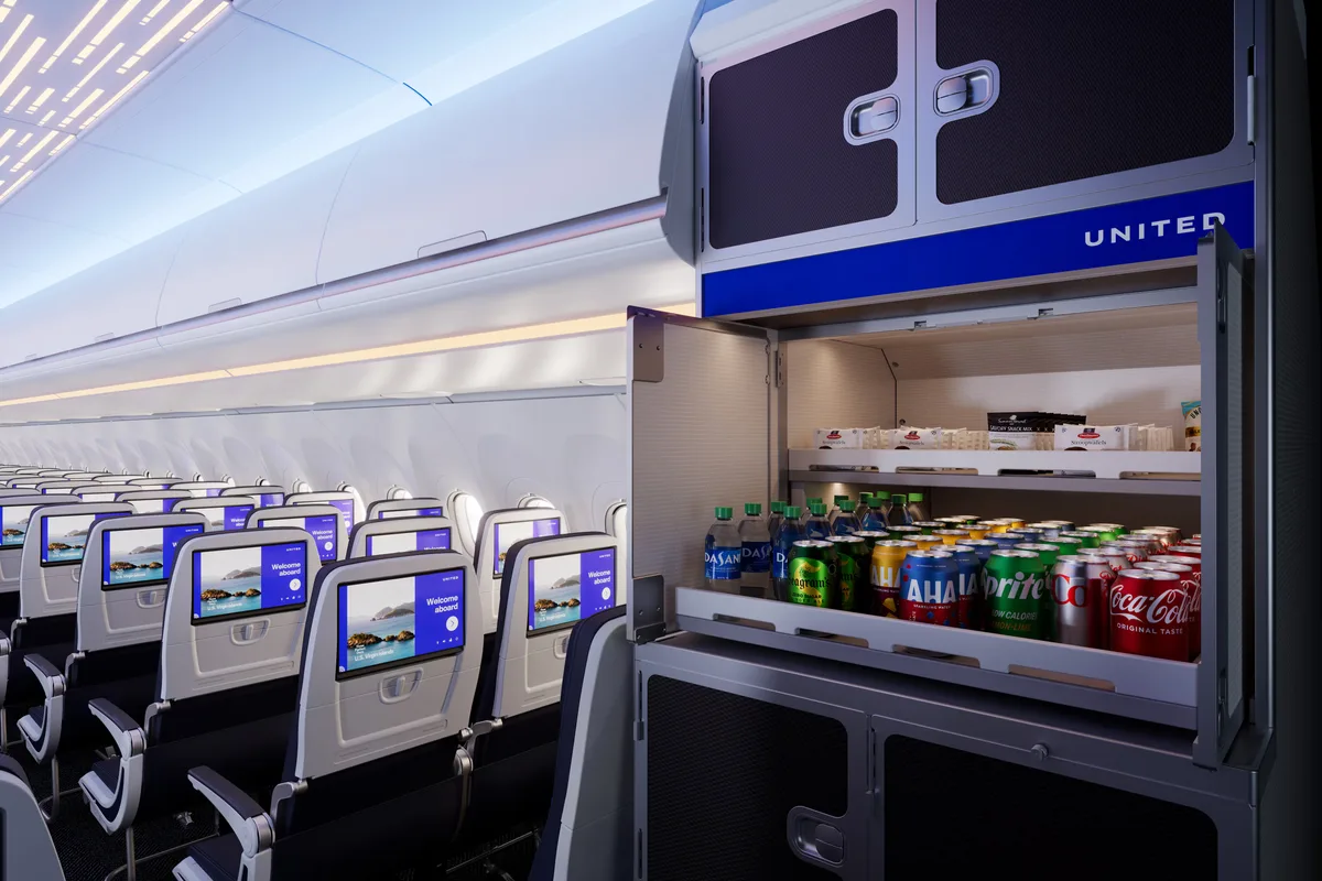 Bay với United Airlines: Khi hạng sang là ưu tiên, economy bị bỏ quên?