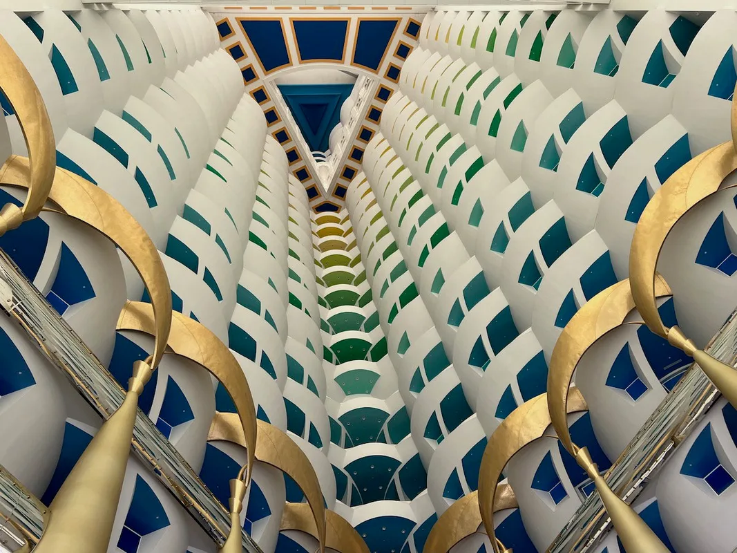 Burj Al Arab - Khách Sạn 7 Sao Nổi Tiếng Ở Dubai Đóng Cửa Để Tu sửa 18 Tháng