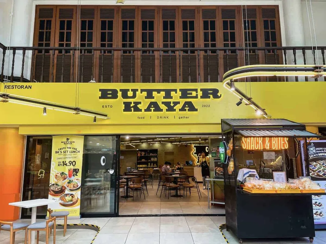 Butter Kaya Kopitiam: Quán Cafe Nhất Định Phải Ghé Ở Chinatown
