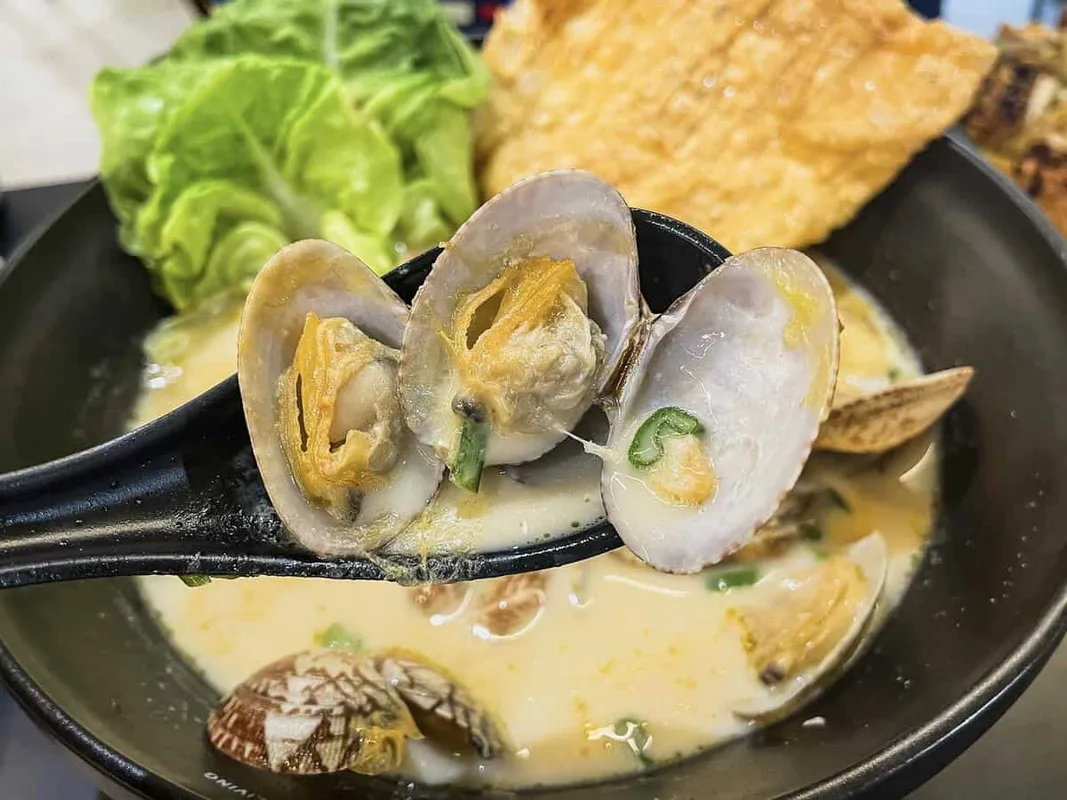 Butter Kaya Kopitiam: Quán Cafe Nhất Định Phải Ghé Ở Chinatown