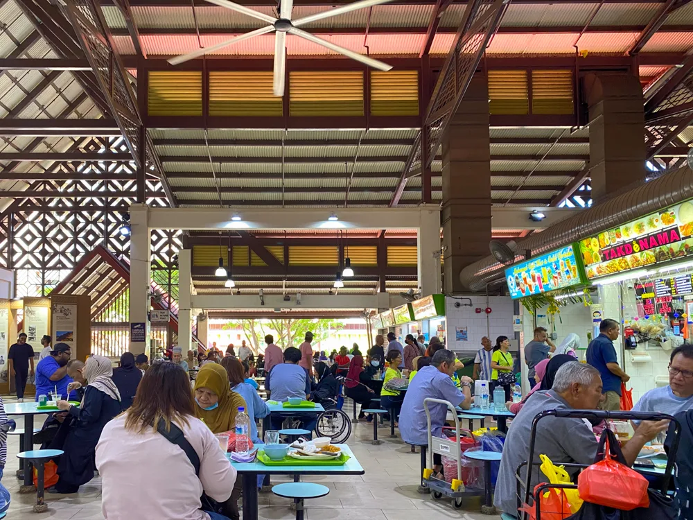 Cendol Geylang Serai: Món Ngọt Truyền Thống 53 Năm Chỉ 40.000 VNĐ