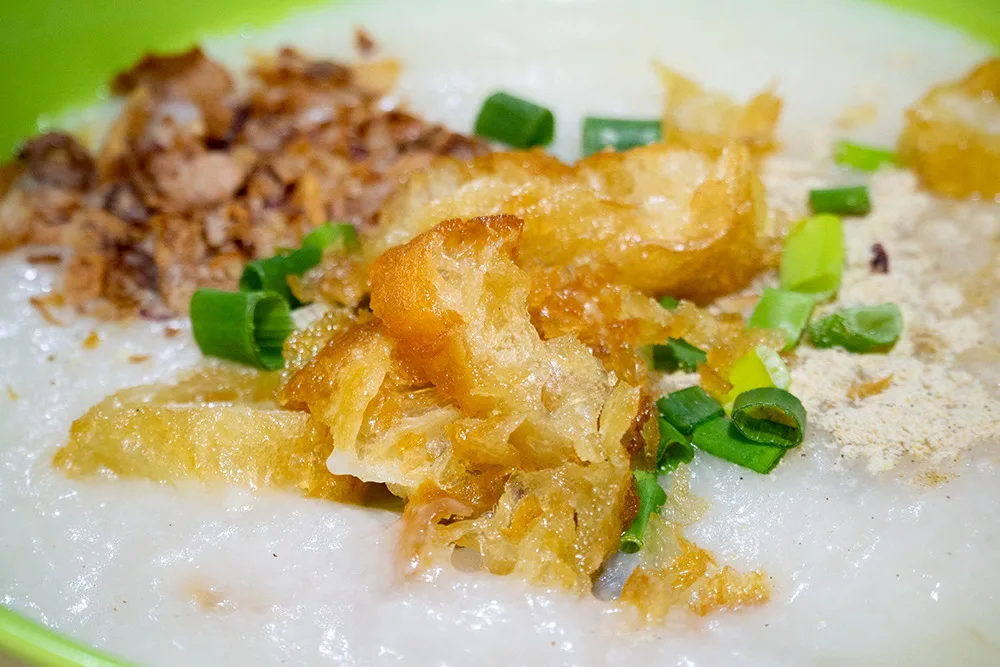 Chén Cháo Mịn Màu Đầy Ấm Áp Từ 3.50$ Tại Hong Ji (Zhou Pin)