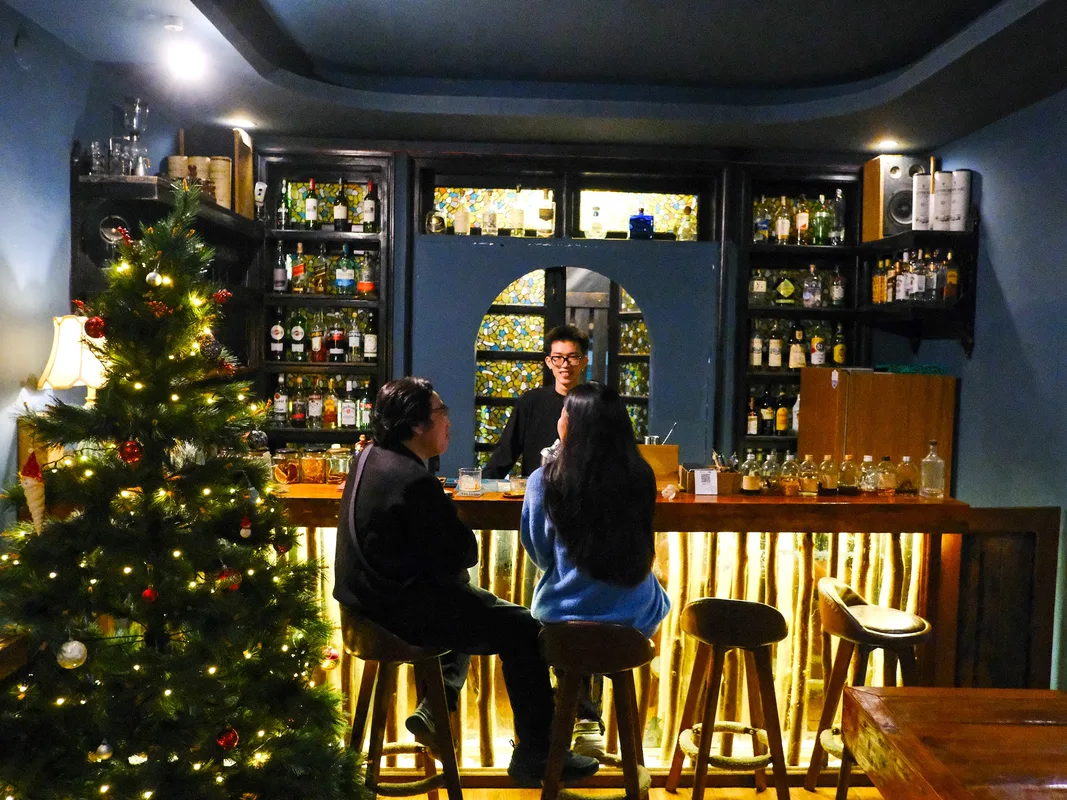 Chill Đêm Đà Lạt: Quán Bar Độc Đáo Ở Phố Núi