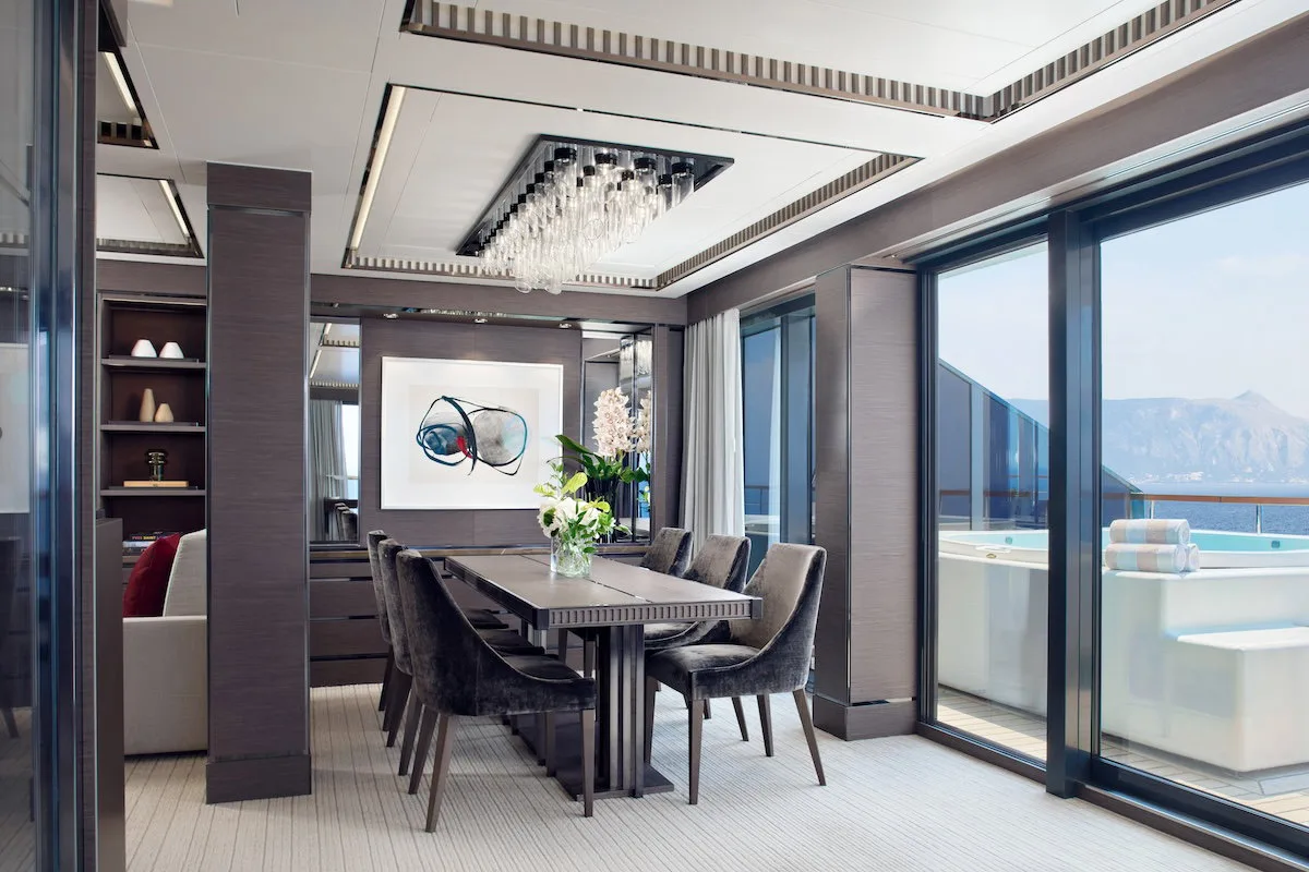 Chìm Đắm Trong Chuyến Du Hành Sang Trọng Cùng Ritz-Carlton Yacht Collection