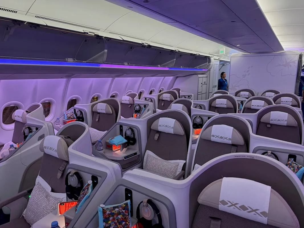 Chuyến Bay Thú Vị Đến Bangkok Qua Paris: Trải Nghiệm Business Class Aircalin