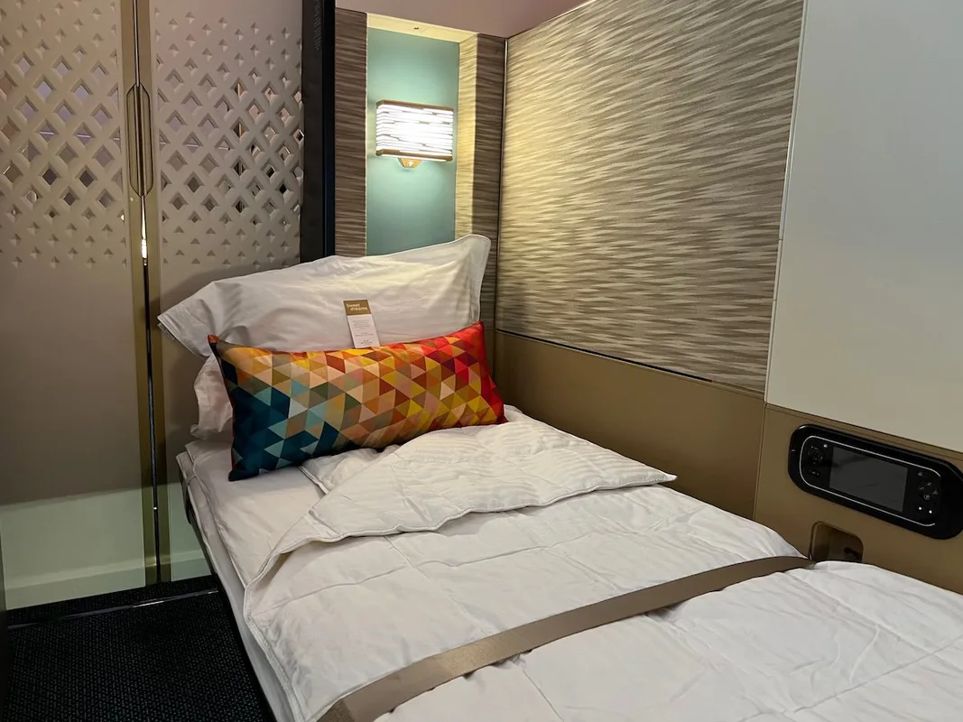 Citi AAdvantage Globe Card: Special Welcome Bonus of 90,000 Miles