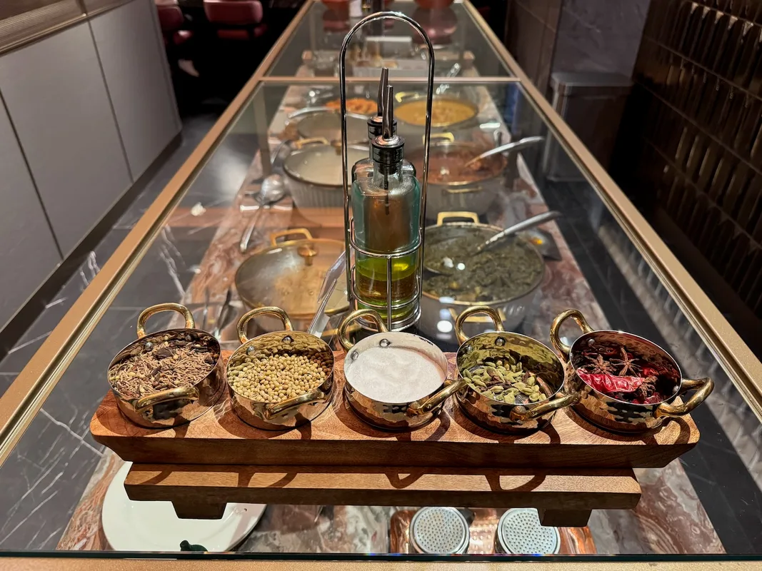 Đánh Giá Lounge Maharaja của Air India Tại San Francisco: Những Đặc Quyền Không Thể Bỏ Qua