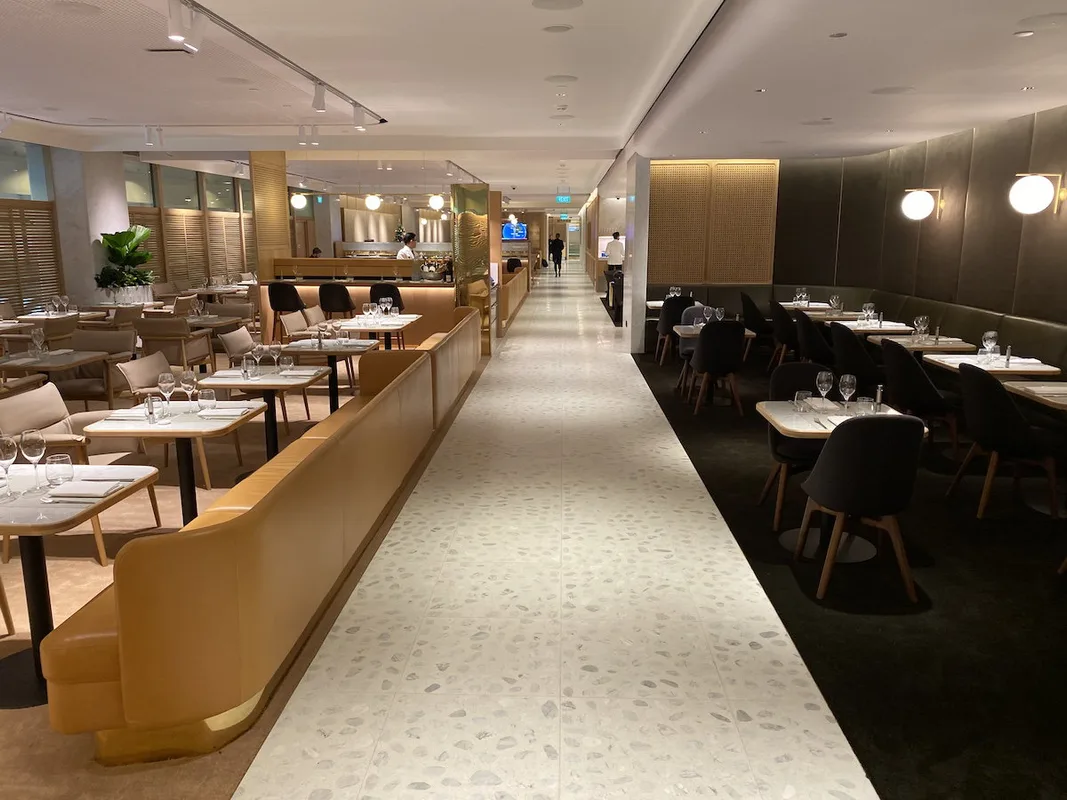 Đánh Giá Thẻ Tín Dụng Atmos Rewards Summit: Giá Trị Thực Sự
