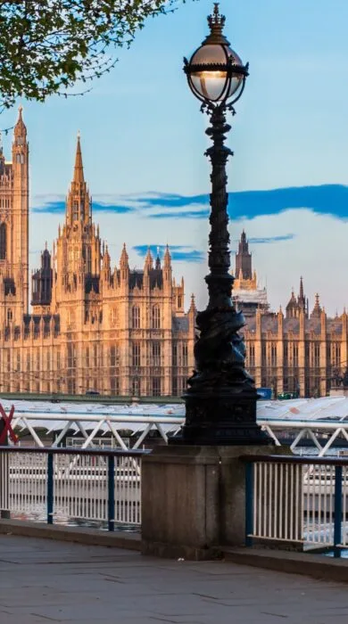 Dạo bộ ở London: Những con đường tuyệt đẹp không thể bỏ lỡ