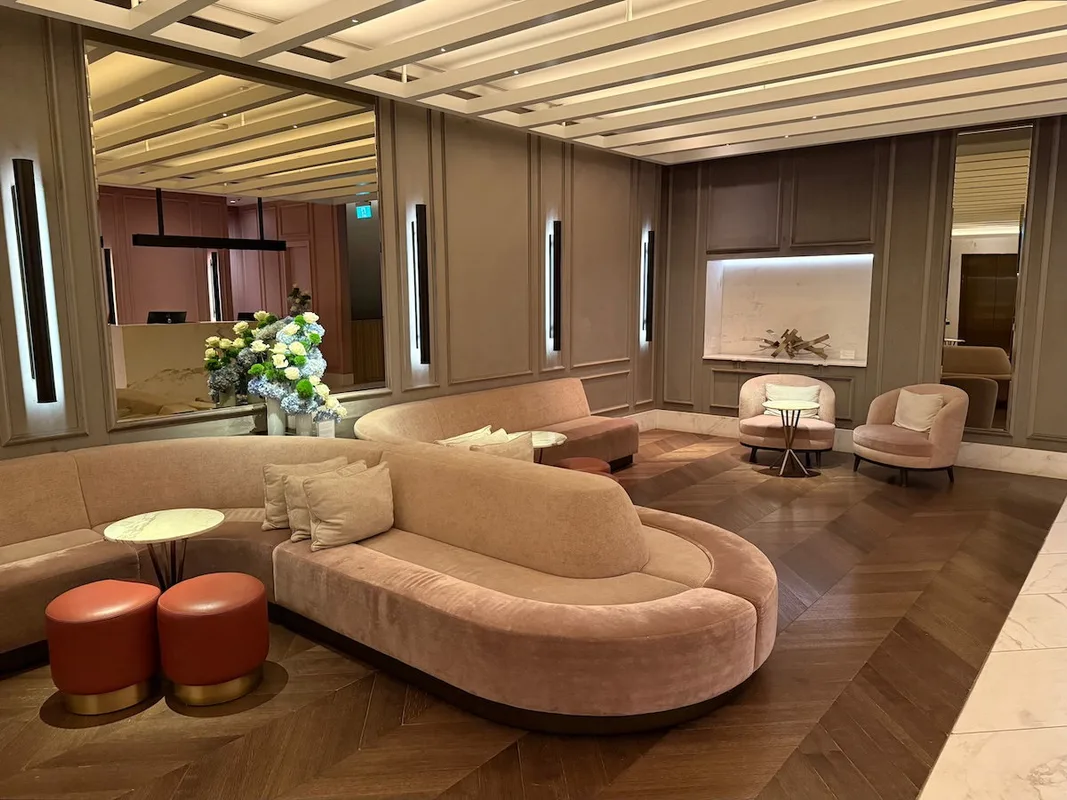 Đêm Nghỉ Sang Trọng Tại Four Seasons Montreal: Lựa Chọn Hoàn Hảo Ở Thành Phố Này