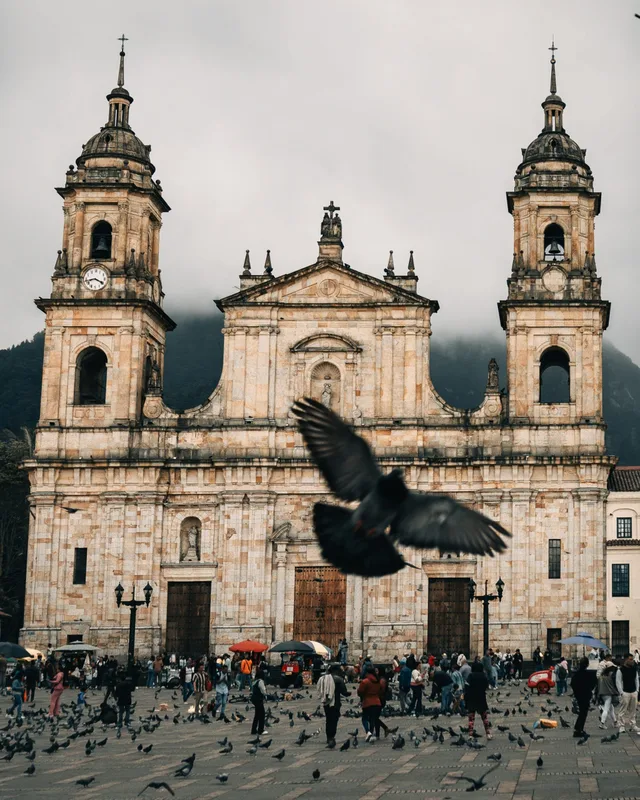 Đi Từ Bogotá Đến Medellín: Trải Nghiệm Độc Đáo Ở Colombia