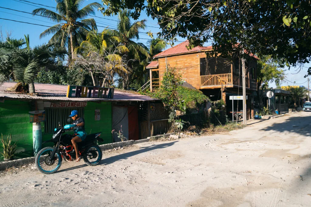 El Cuyo: Điểm Đến Bên Bờ Biển Yên Tĩnh Ẩn Giấu Với Ngàn Cò Hồng