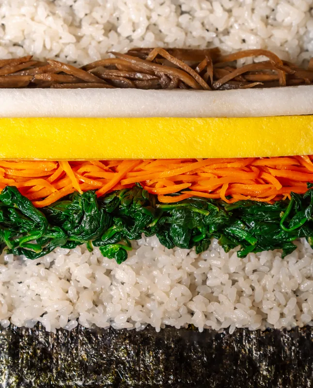 Gimbap – Cuộc Phục Hưng Của Món Ăn Gói Rong Biển Tại Mỹ