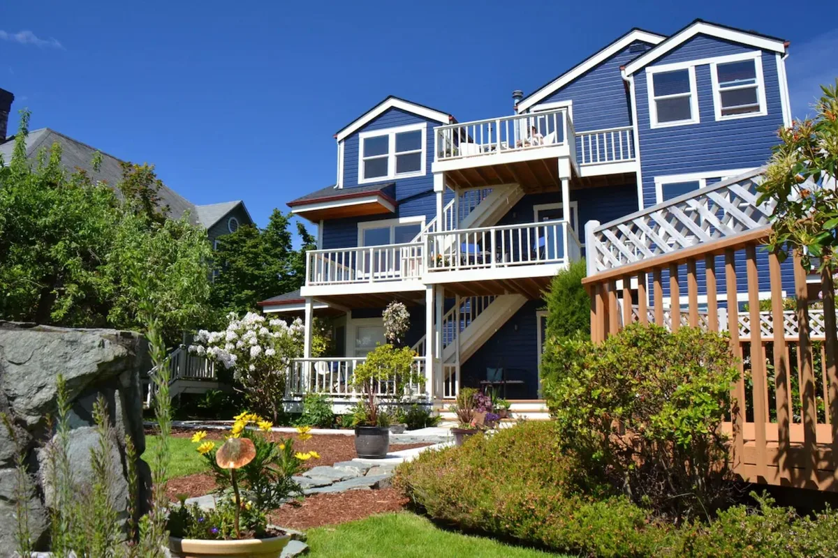 Hành Trình Dọc Đường Đến Xứ Hoa Tulip Của Washington