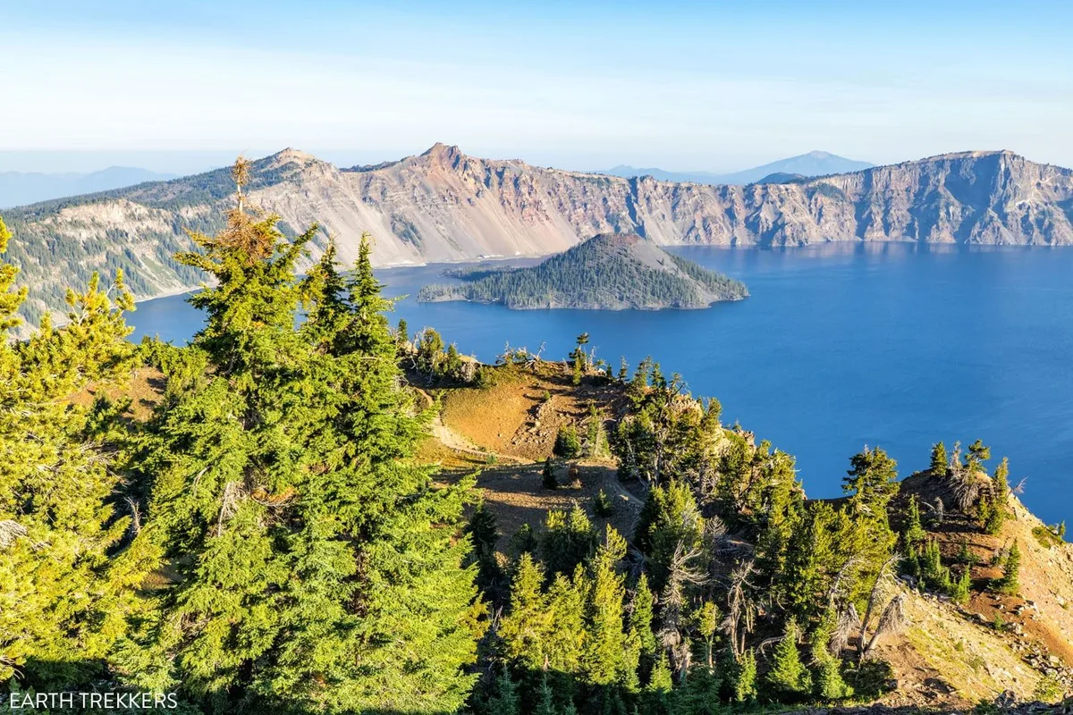 Hành Trình Một Ngày Khám Phá Công Viên Quốc Gia Crater Lake: Lịch Trình Hoàn Hảo