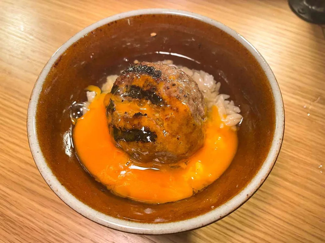 Hikiniku To Come: Khám Phá Hamburger Steak Tươi Ngon Tại Singapore