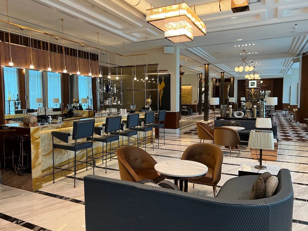 Hilton Business Credit Card: Có Thực Sự Đáng Giá Cho Phí Thường Niên?