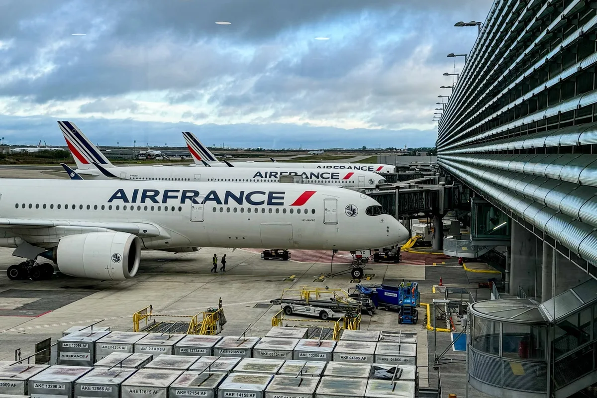 Hội Nhập Với Chương Trình Flying Blue Của Air France-KLM: Mẹo Kiếm Điểm Và Đổi Quà