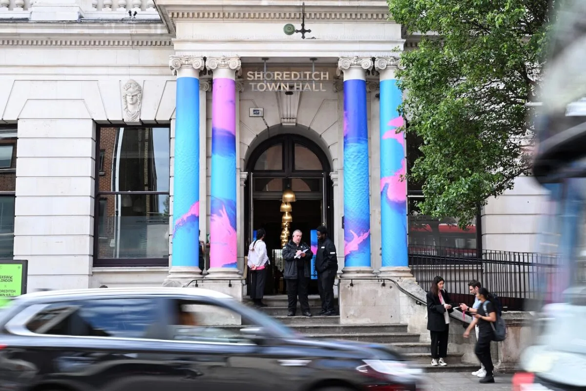 Hướng Dẫn Toàn Diện Về SXSW London: 11 Quy Tắc Để Trải Nghiệm Một Tuần Sôi Động Tại Shoreditch