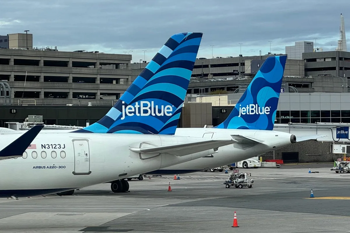 JetBlue Premier Card: Những Lợi Ích Mới Hấp Dẫn Đang Chờ Đón