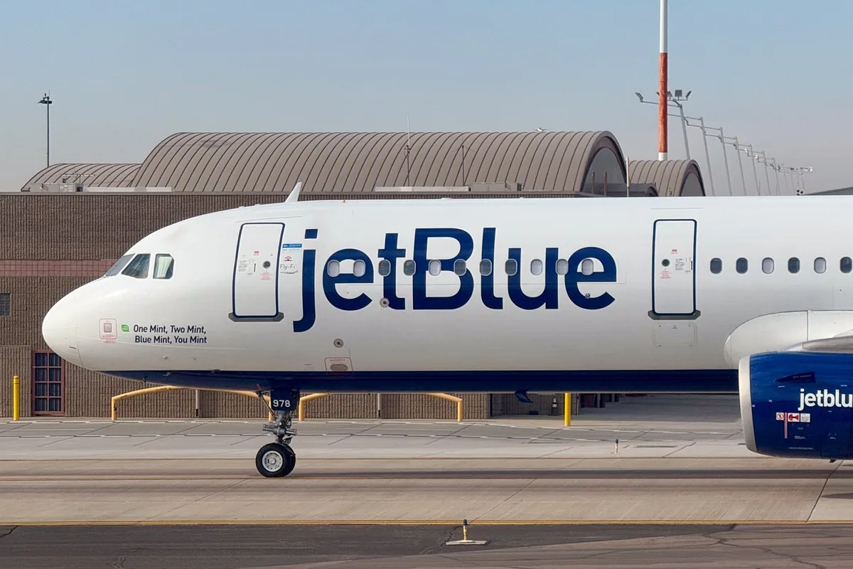JetBlue Premier Card: Những Lợi Ích Mới Hấp Dẫn Đang Chờ Đón