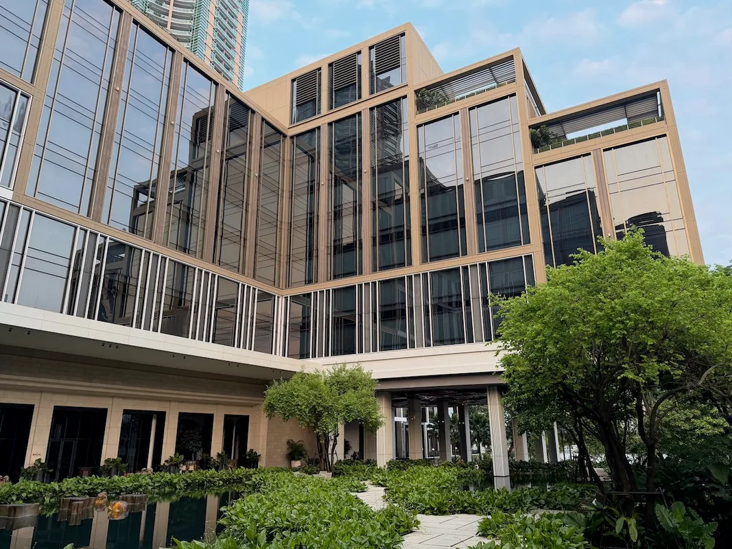 Khách Sạn Four Seasons Bangkok: Trải Nghiệm Đẳng Cấp Tại Thủ Đô Thái Lan