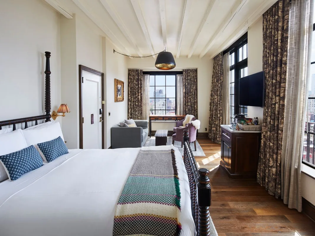 Khách Sạn Ludlow: Trải Nghiệm Đích Thực Giữa NYC Sau 10 Lần Ghé Thăm