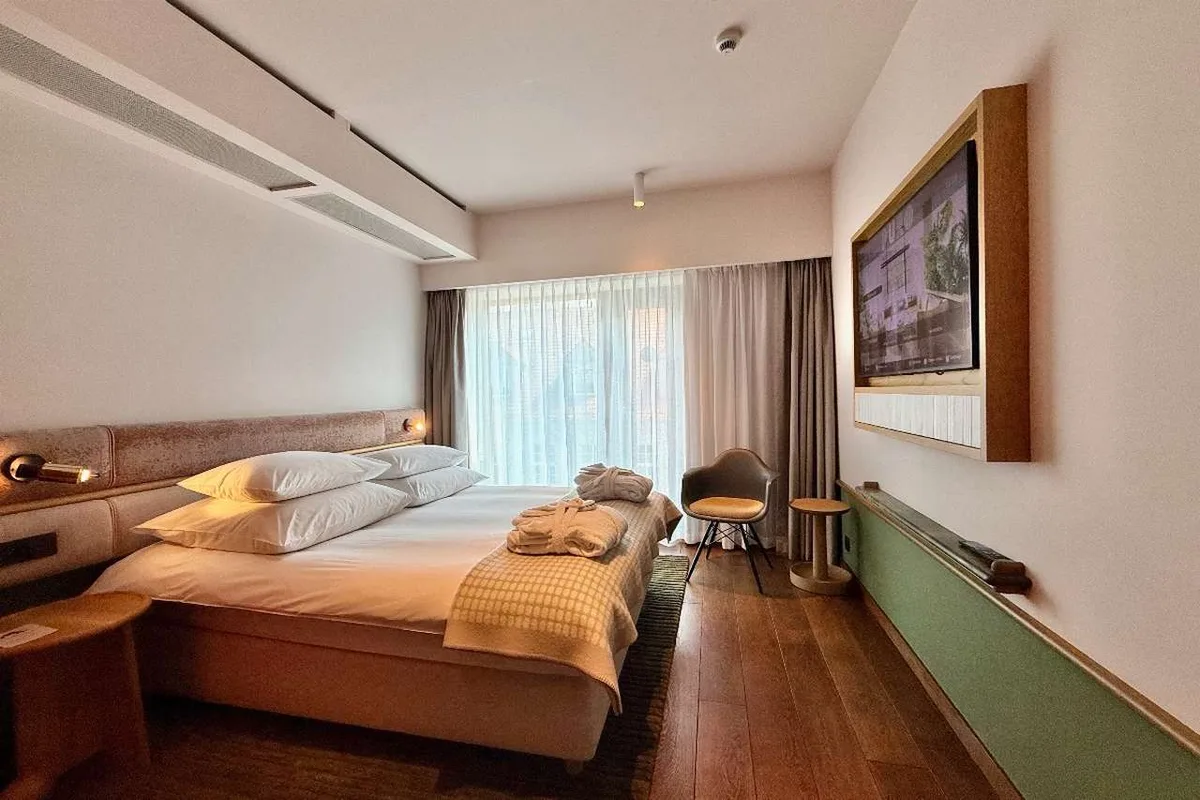 Khách Sạn PURO Poznan: Nơi Nghỉ Ngơi Lý Tưởng Tại Ba Lan