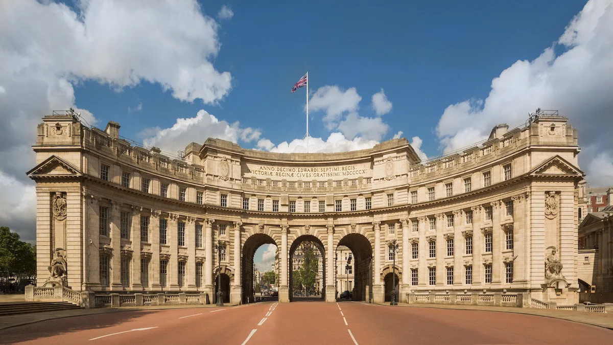 Khách Sạn St. Regis London Mở Cửa Từ Tháng 10 Năm 2026: Điều Cần Biết