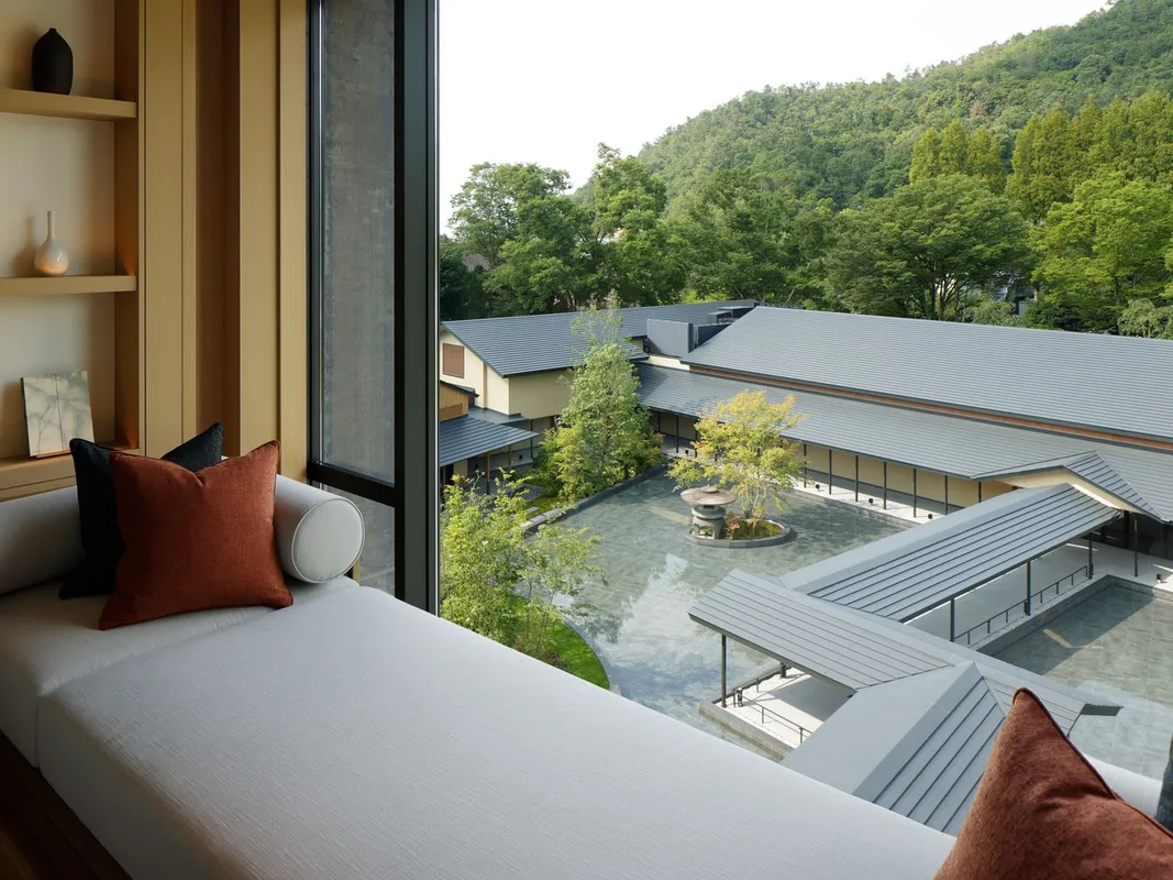 Khách Sạn Tốt Nhất Kyoto: Từ Ryokan Truyền Thống Đến Thiên Đường Hiện Đại