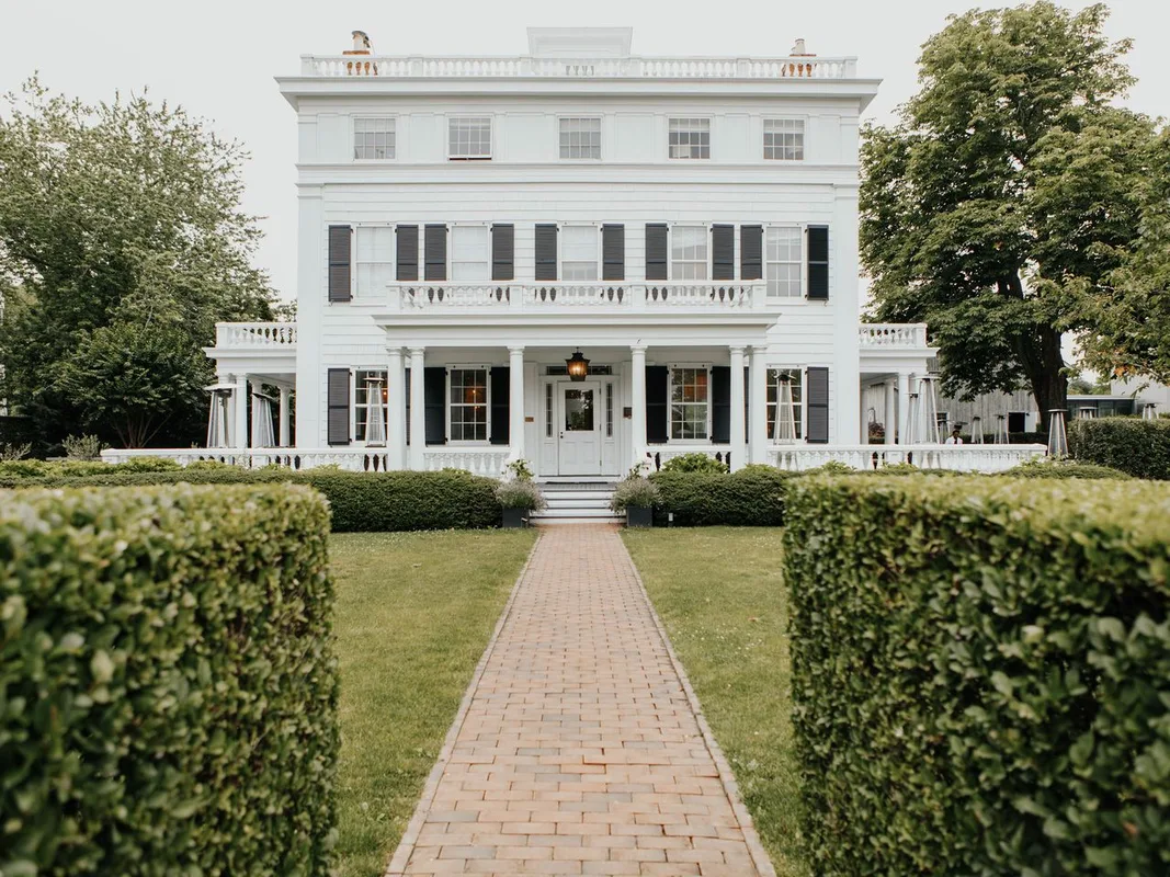 Khách Sạn Tốt Nhất Ở Hamptons: Bí Mật Của Người New York
