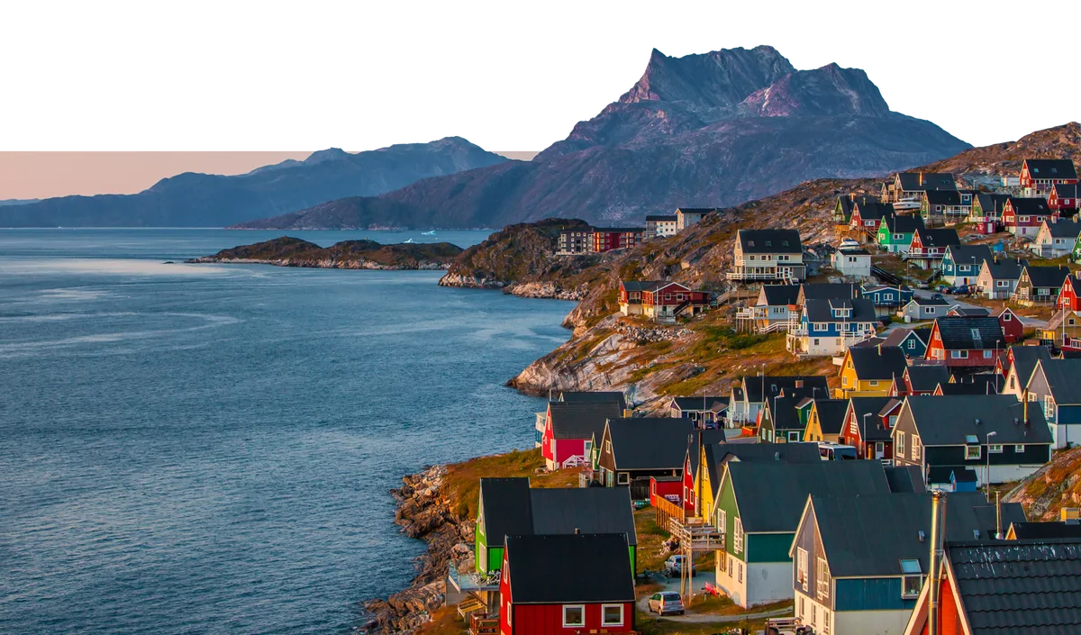 Exploring the Arctic: A Journey to the Land of Ice