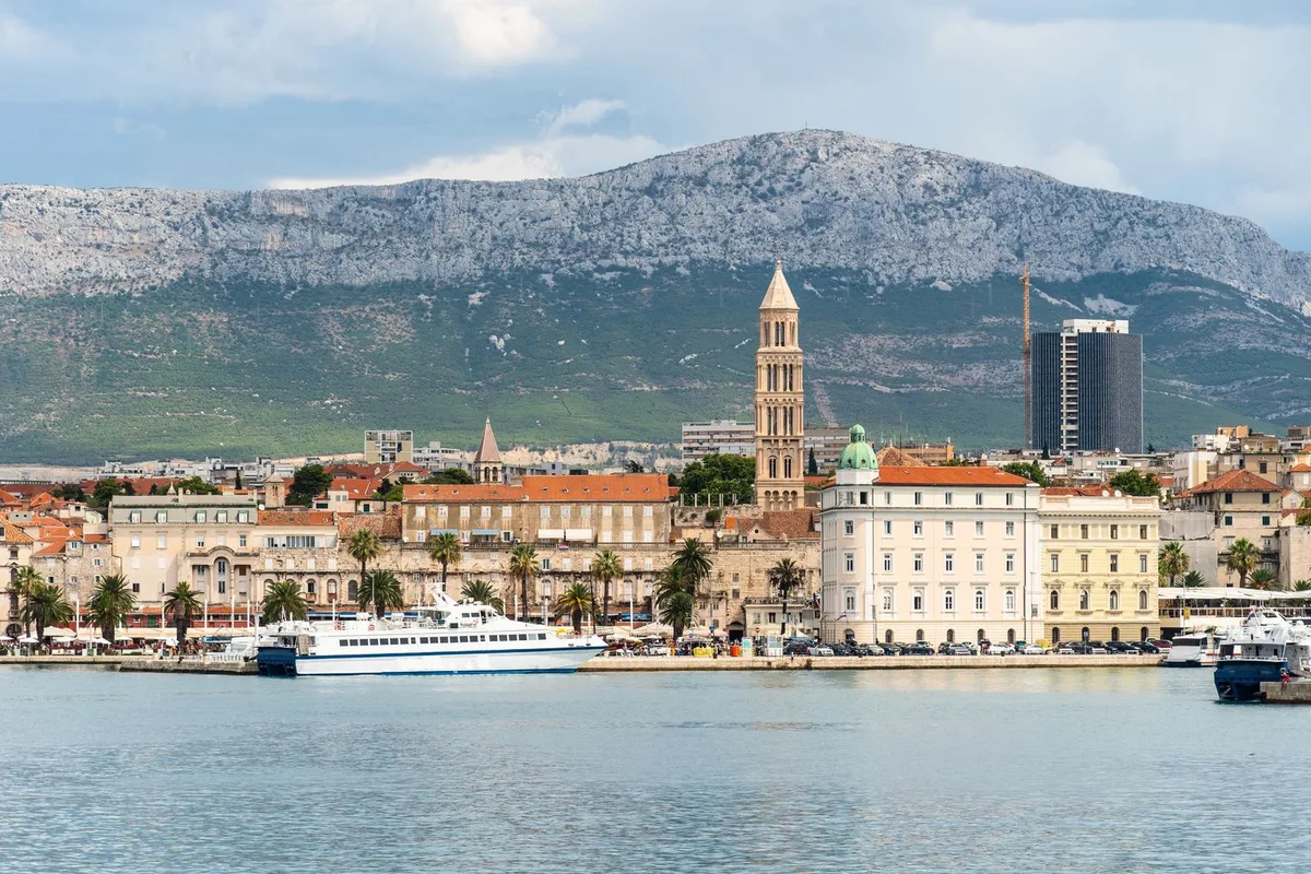 Khám Phá Bờ Biển Dalmatia của Croatia: Hành Trình Đầy Hấp Dẫn