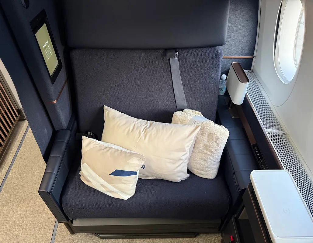 Discovering Lufthansa's Innovative First-Class Booking with Allegris