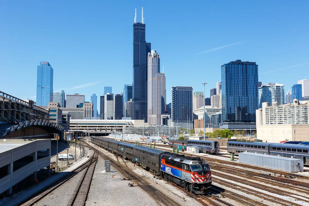 Khám Phá Chicago Mà Không Cần Xe Hơi
