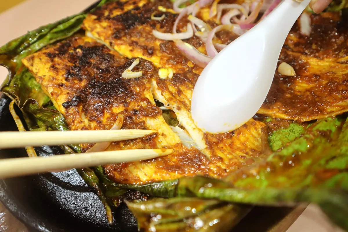 Khám Phá Chomp Chomp BBQ: Hơn 50 Món Hải Sản Tại Bedok