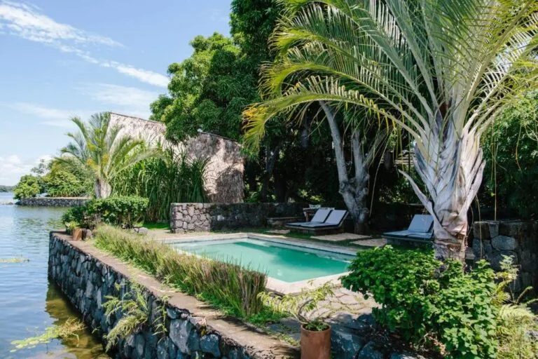 Khám Phá Chùm Đảo Granada Ẩn Mình: Miền Nhiệt Đới Gần Ngay Granada
