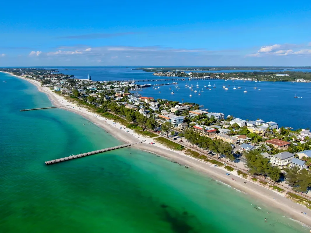 Khám Phá Đảo Anna Maria: Thiên Đường Bình Yên Giữa Florida