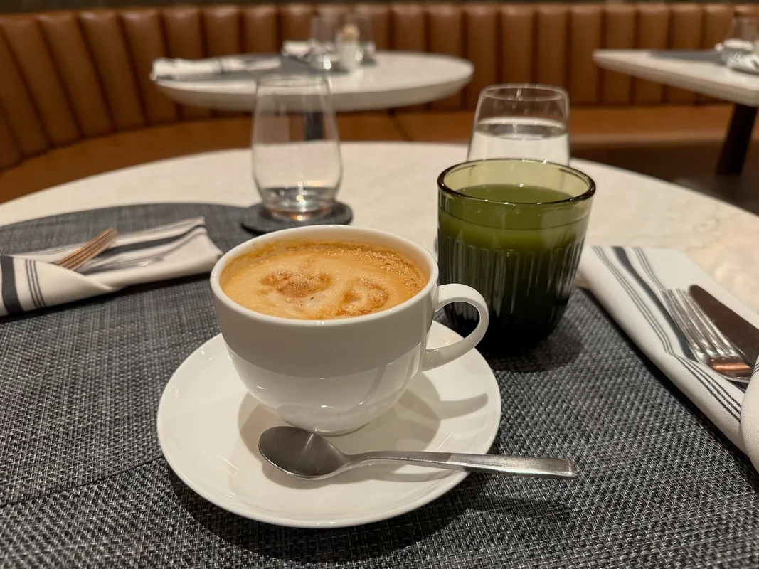 Khám Phá Delta One Lounge tại Sân Bay Los Angeles (LAX)