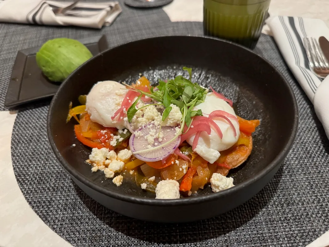 Khám Phá Delta One Lounge tại Sân Bay Los Angeles (LAX)