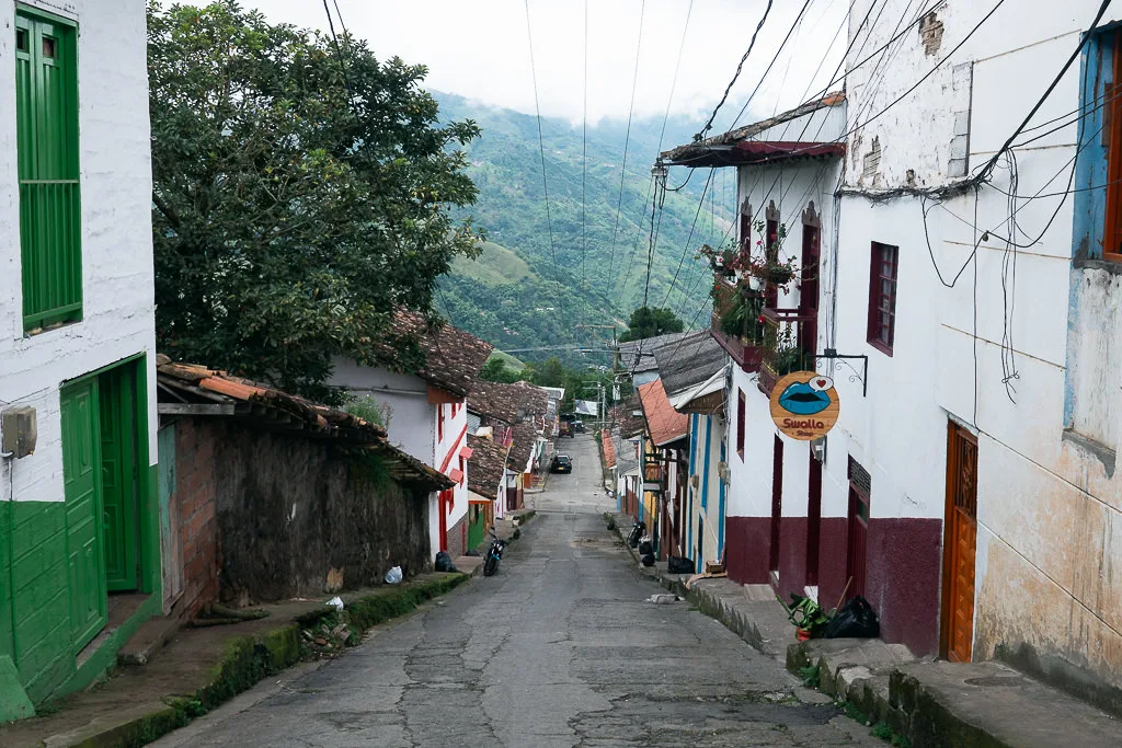 Khám Phá Filandia - Ngôi Làng Bí Mật Của Colombia