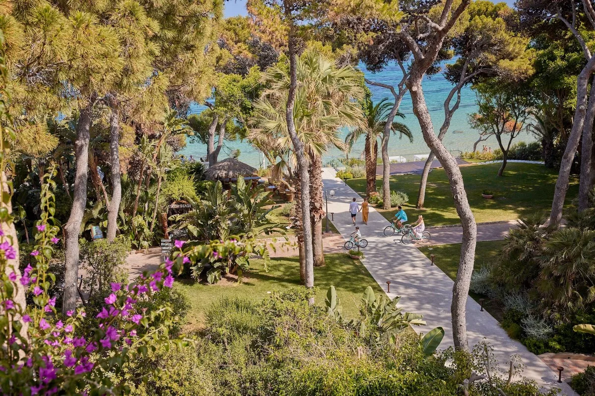 Khám Phá Forte Village: Khu Nghỉ Dưỡng Tại Ý Cho Người Yêu Thể Thao